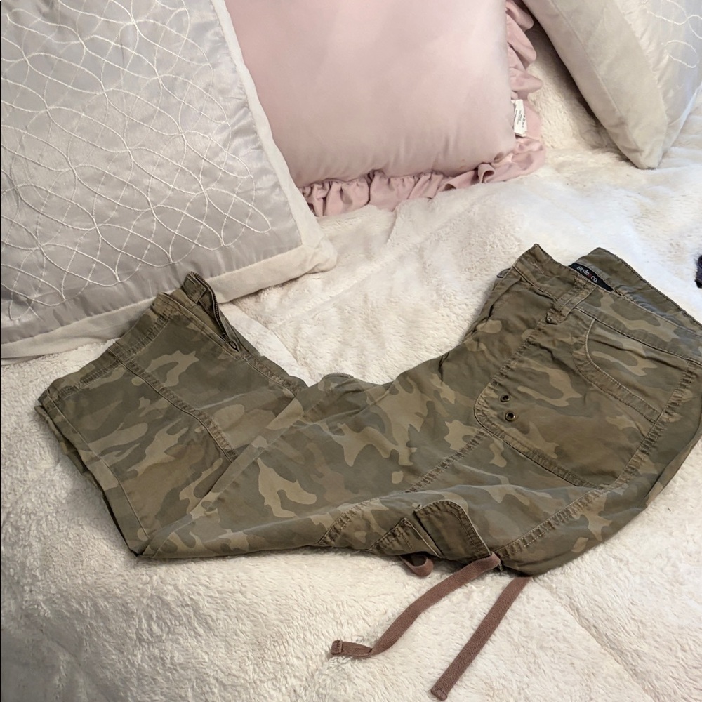 Style & Co. Camouflage Ankle Pants